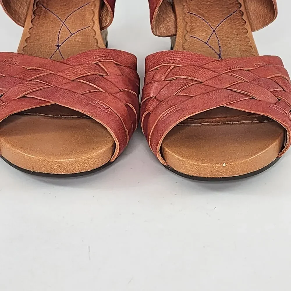 Red Suede Pocomo Espadrille Wedge Sandals Women's Size 8.5 M